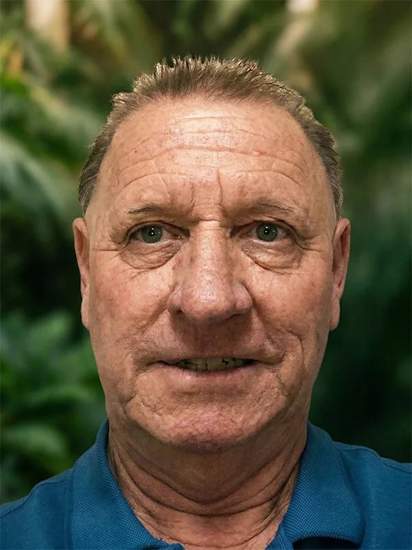 William "Bill" Sinclair, Glazing Division Manager at ITDG Construction